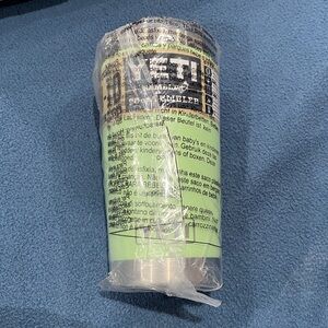 YETI Rambler 20 oz Stainless Steel Vacuum Insulated Tumbler w/MagSlider Lid NEW